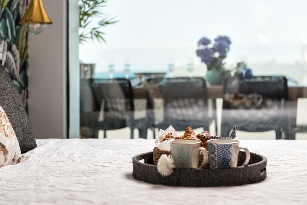 Marbella Luxury Frontline Beach W Panoramic View ภายนอก รูปภาพ